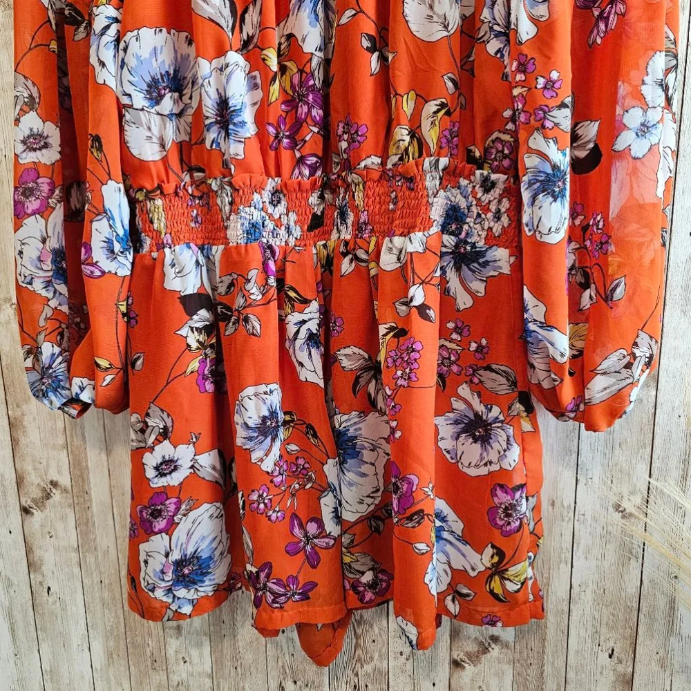 Women's Fashion Nova Romper M Orange Floral